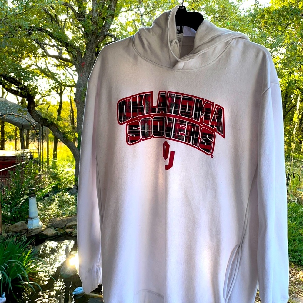 Oklahoma University hoodie.